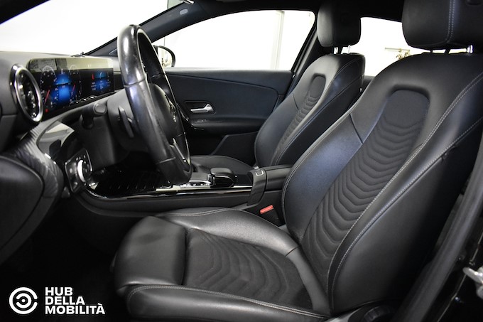 MERCEDES-BENZ A 180 d Automatic Business Sport Light